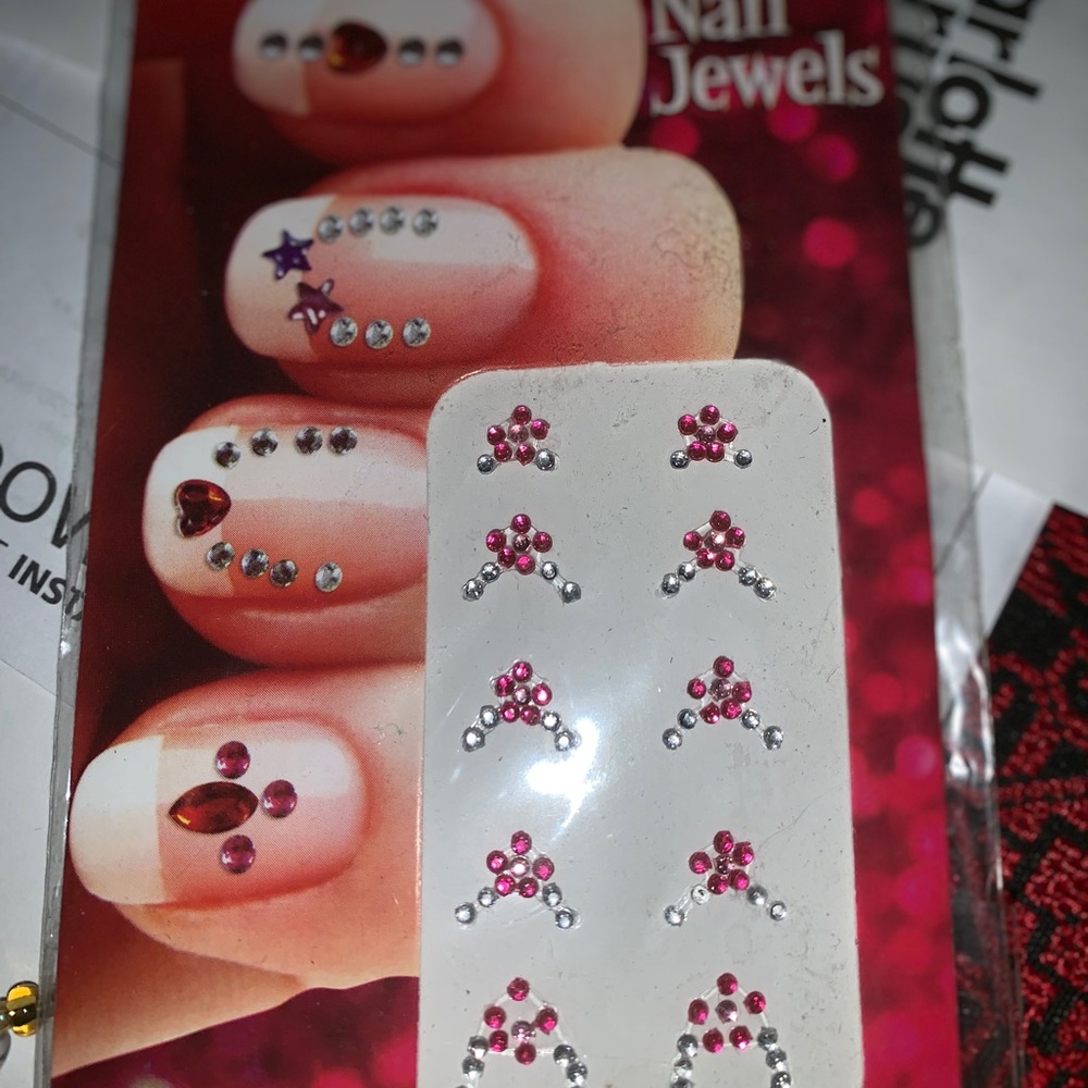 nail jeweles